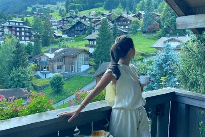 Natalie, 36 — Escort in Dinhard, Switzerland