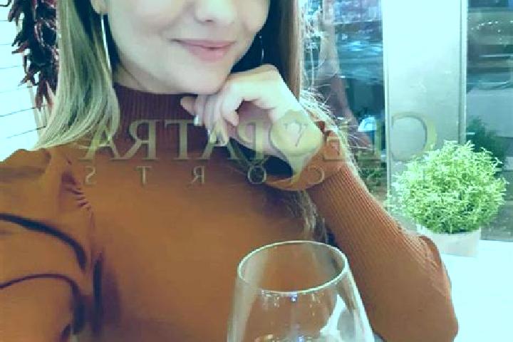 Natalie, 37, a auburn dark-eyed european companion based in Guntur. Offering CIM, Massage, GFE, Erotic Massage, OWO. Available for incall and outcall, overni...