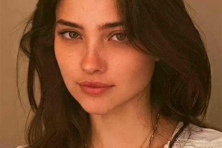 Natalie, 37, a brunette brown-eyed indian companion based in Tolu Viejo. Offering OWO, Travel Companion, Fetish. Available for incall and outcall, overnight ...