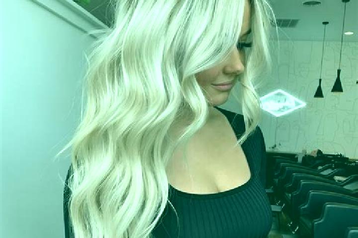 Natalie, 38, a platinum blonde grey-eyed middle eastern companion based in Umluj. Offering BDSM, Roleplay, Domination. Available for incall and outcall, over...
