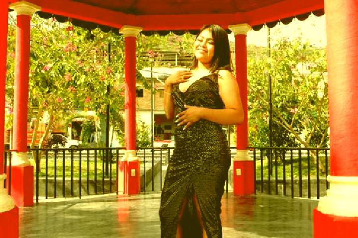 Natalie, 38 — Escort in Santa Maria Tiltepec, Mexico