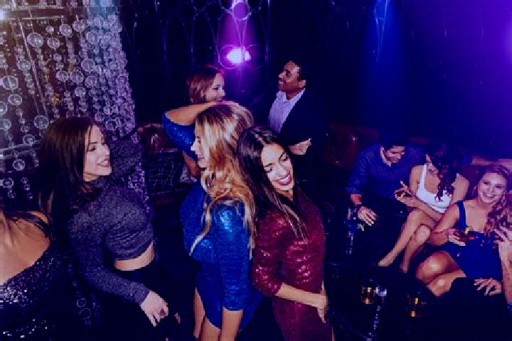 Natalie, 39, a brunette grey-eyed asian companion based in Tu Ky. Offering Deep French Kissing, Striptease, Dinner Date. Available for incall and outcall, ov...