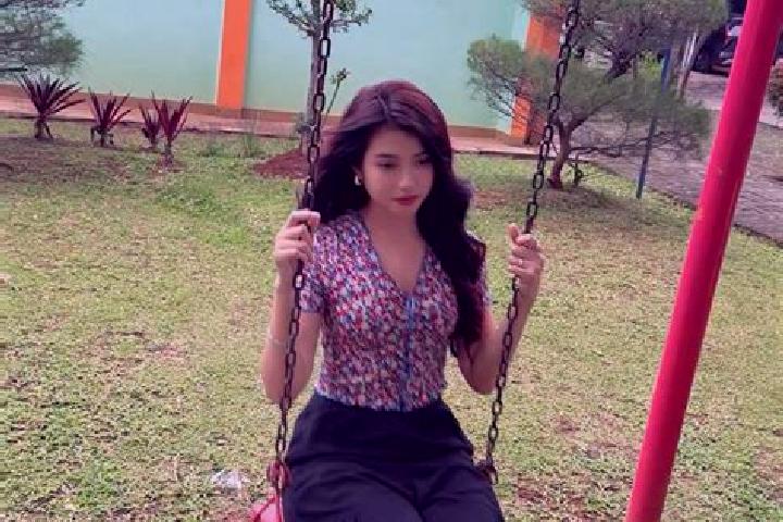 Natalie, 39 — Escort in Palalang, Indonesia