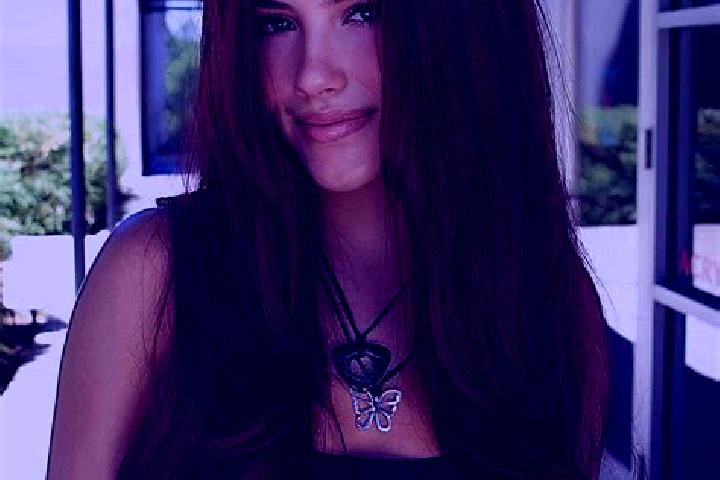 Nora, 20, a auburn brown-eyed mediterranean companion based in Lupercio. Offering Dinner Date, CIM, Prostate Massage. Available for incall and outcall, overn...
