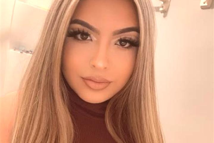 Nora, 20, a blonde dark-eyed latina companion based in Auburn Bay. Offering Fetish, GFE, A-Level, OWO. Available for incall and outcall, overnight bookings a...
