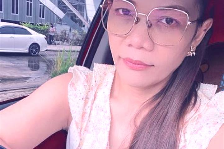 Nora, 20 — Escort in Braggio, Switzerland