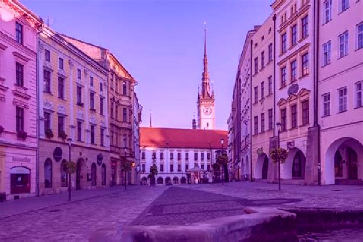 Nora, 20 — Escort in Satov, Czech Republic