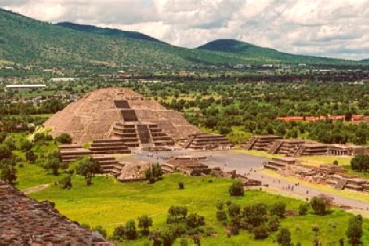 Nora, 20 — Escort in Teotihuacan de Arista, Mexico