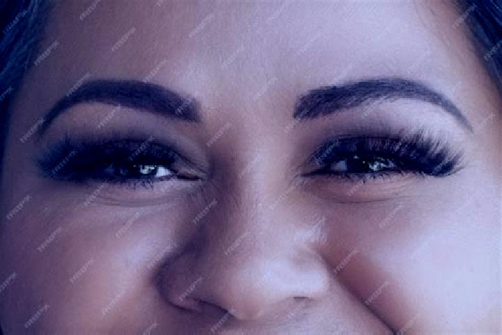 Nora, 21, a black green-eyed latina companion based in Camarsac. Offering Duos, A-Level, Tantra. Available for incall and outcall, day and evening dates.