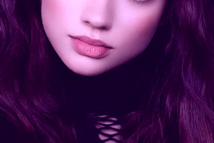 Nora, 21, a brunette dark-eyed mixed companion based in Gfangen. Offering Erotic Massage, Massage, Deep French Kissing. Available for incall and outcall, ove...