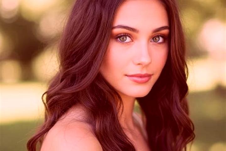 Nora, 21, a chestnut hazel-eyed caucasian companion based in El Potrero. Offering Massage, Couples, OWO. Available for incall and outcall, overnight bookings...