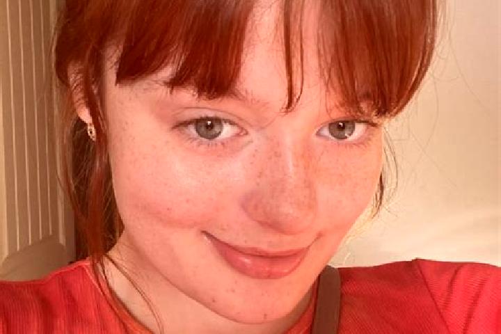 Nora, 21, a red brown-eyed middle eastern companion based in Blunk. Offering BDSM, Striptease, Tantra, Roleplay. Available for incall and outcall, day and ev...