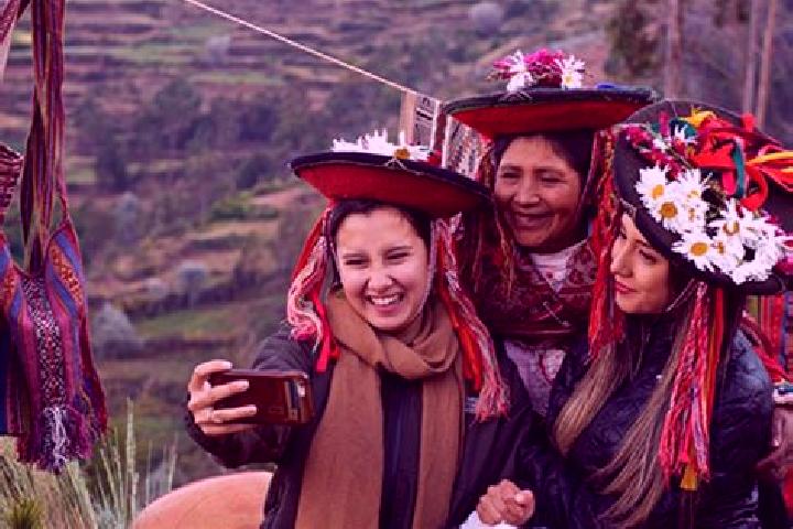 Nora, 21 — Escort in Anchonga, Peru