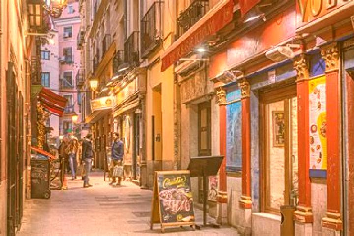 Nora, 21 — Escort in Barrio de San Jose Obrero, Spain