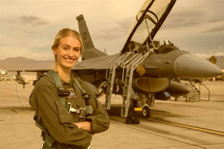 Nora, 21 — Escort in Eidson Road, United States