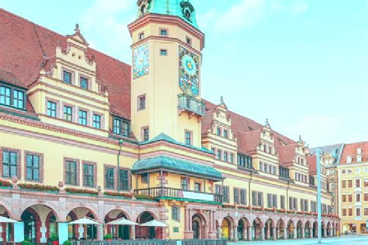 Nora, 21 — Escort in Fuerstenau, Germany