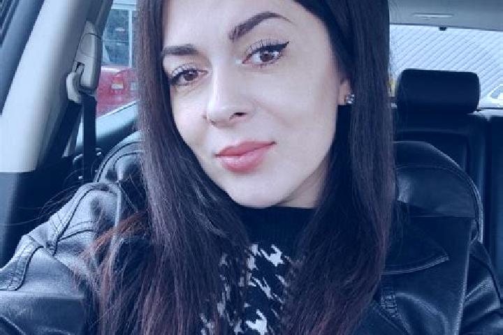Nora, 21 — Escort in Irshansk, Ukraine