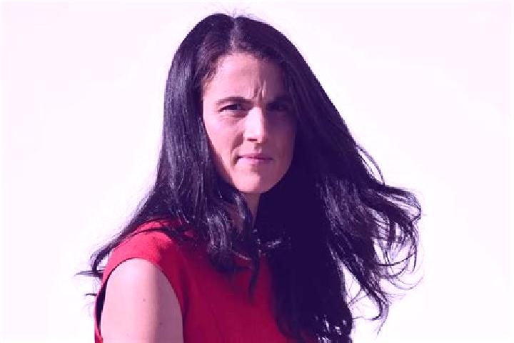 Nora, 21 — Escort in Kennedy Park, Canada