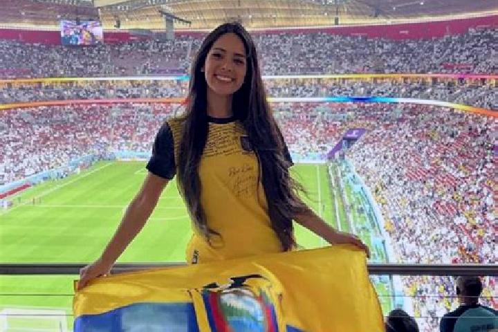 Nora, 21 — Escort in Las Nieves, Ecuador