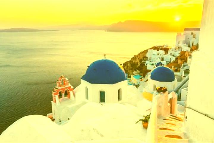 Nora, 21 — Escort in Mega Kefalovryso, Greece