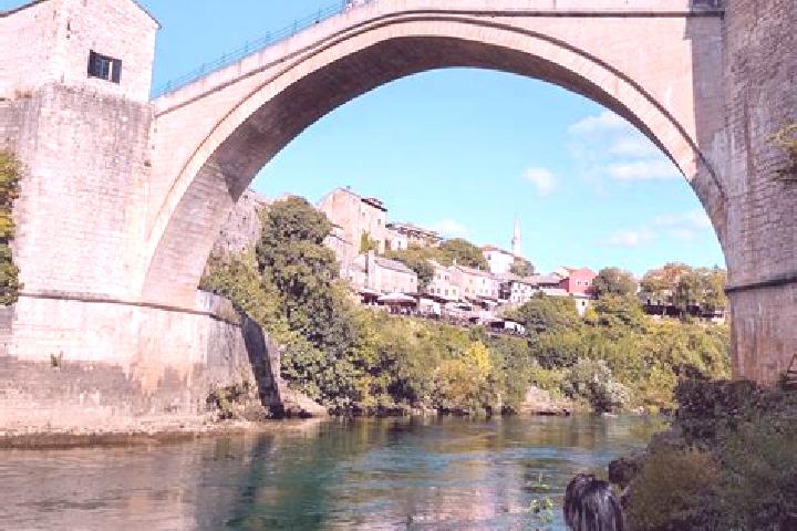 Nora, 21 — Escort in Omarska, Bosnia and Herzegovina
