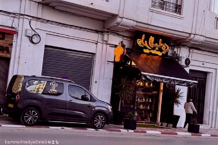Nora, 21 — Escort in Salah Bey, Algeria
