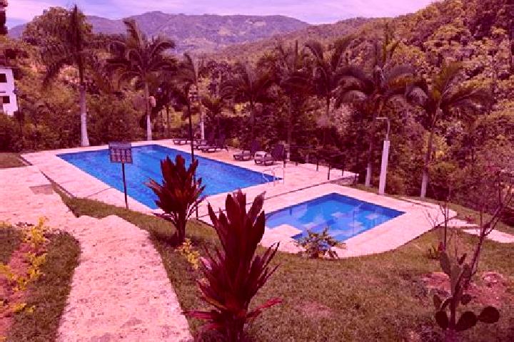 Nora, 21 — Escort in San Carlos, Colombia