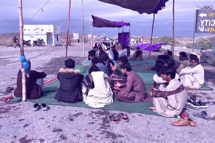 Nora, 21 — Escort in Turbat, Pakistan
