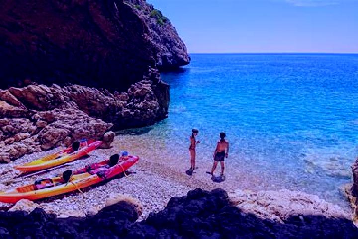 Nora, 22, a black blue-eyed mediterranean companion based in la Granadella. Offering Prostate Massage, Striptease, Domination, Couples. Available for incall ...
