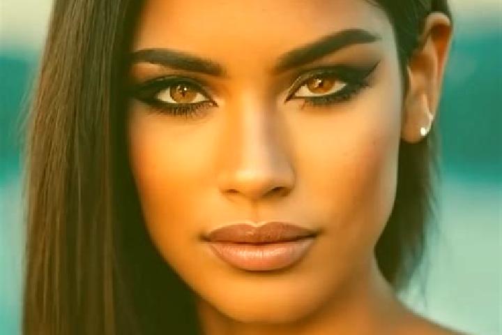 Nora, 22, a brunette dark-eyed latina companion based in Jaguarari. Offering Domination, Dinner Date, Striptease, Duos. Available for incall and outcall, day...