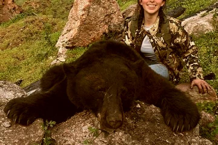 Nora, 22 — Escort in Bear Rocks, United States