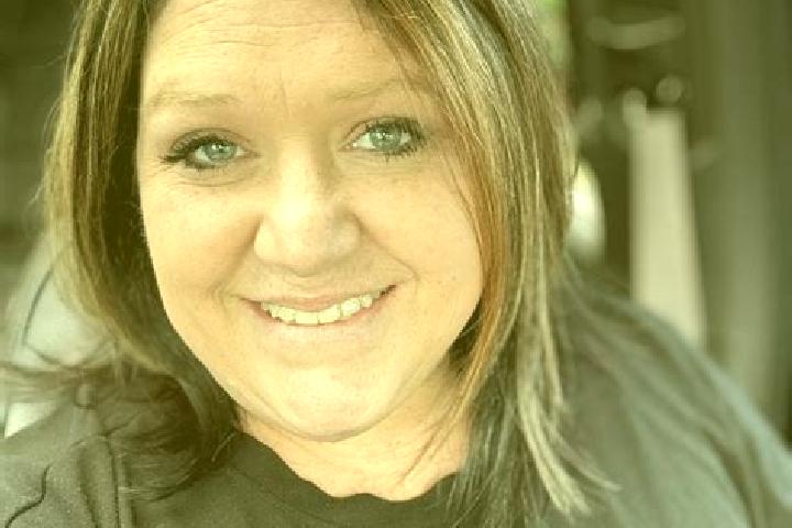Nora, 22 — Escort in Carnesville, United States