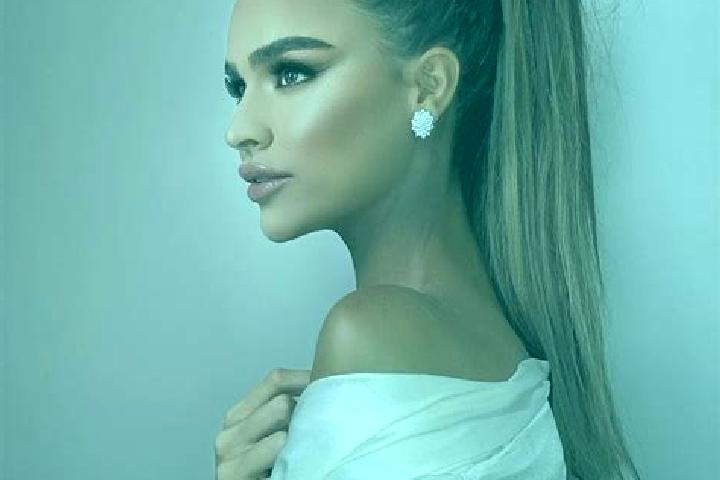 Nora, 22 — Escort in Coada Stancii, Romania