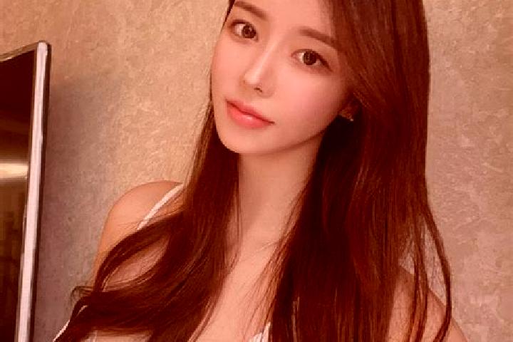 Nora, 22 — Escort in Heishanzui, China