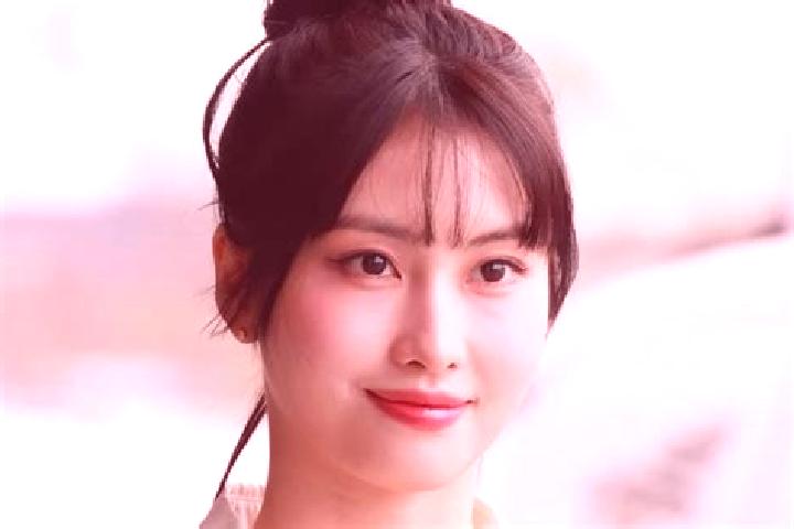 Nora, 22 — Escort in Kyotanabe, Japan