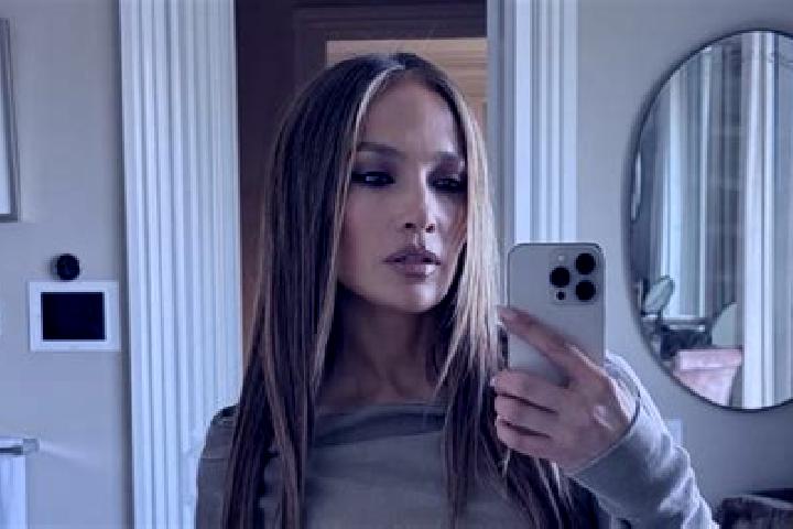Nora, 22 — Escort in Masegosa, Spain