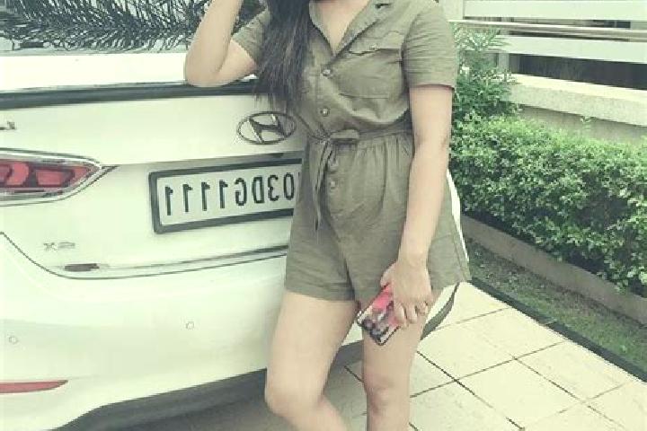 Nora, 22 — Escort in Rajkot, India