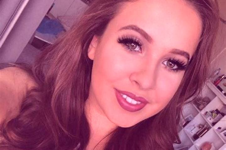 Nora, 23, a black brown-eyed european companion based in Bouvignes-sur-Meuse. Offering Party Girl, A-Level, Dinner Date, Duos, CIM. Available for incall and ...