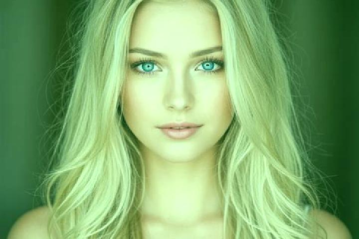 Nora, 23, a blonde brown-eyed mixed companion based in Labuhankuris. Offering BDSM, Prostate Massage. Available for incall and outcall, day and evening dates.