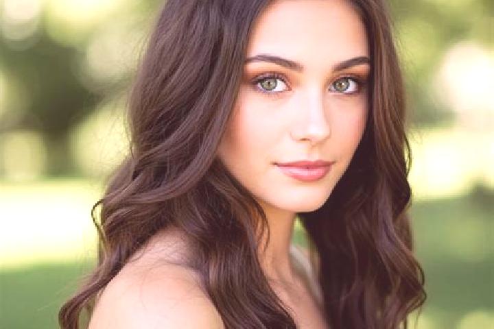 Nora, 23, a brunette hazel-eyed mediterranean companion based in Osterhofen. Offering OWO, Girlfriend Experience. Available for incall and outcall, day and e...