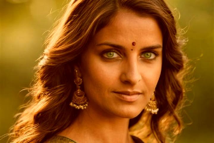Nora, 23, a chestnut green-eyed indian companion based in Izbicko. Offering Travel Companion, Girlfriend Experience, Erotic Massage, 69. Available for incall...