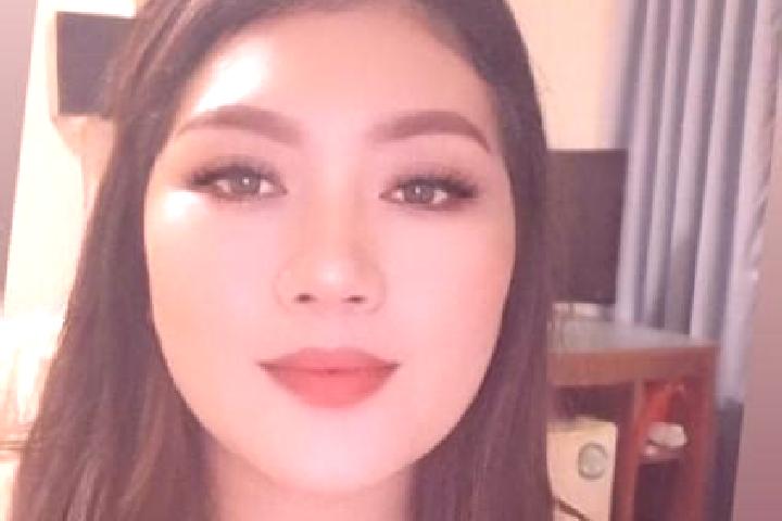 Nora, 23, a chestnut grey-eyed caucasian companion based in Qingping. Offering Prostate Massage, Tantra, Overnight, CIM. Available for incall and outcall, da...