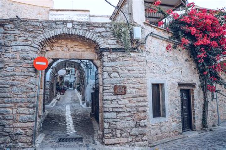 Nora, 23 — Escort in Chios, Greece