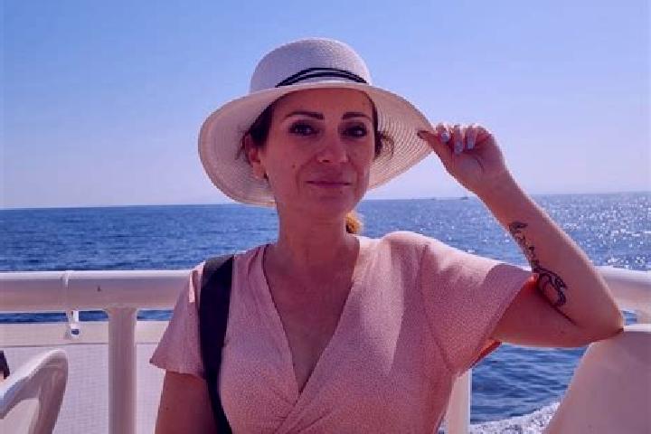 Nora, 23 — Escort in Miglionico, Italy