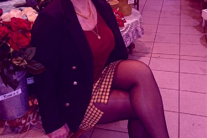 Nora, 23 — Escort in Shipley Hill, United States