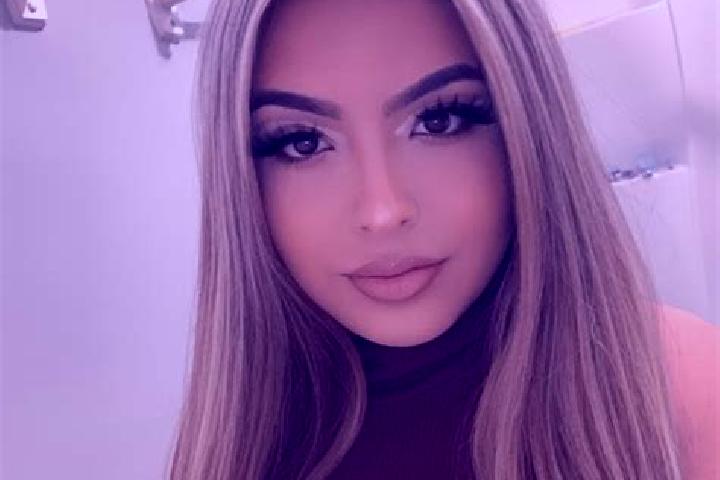 Nora, 24, a blonde amber-eyed latina companion based in Xocotepec. Offering Girlfriend Experience, A-Level, Striptease, Dinner Date, Domination. Available fo...