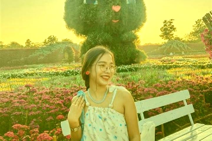 Nora, 24 — Escort in Aye Kyant, Myanmar