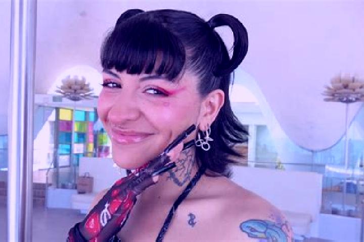 Nora, 24 — Escort in Quintanilla del Coco, Spain