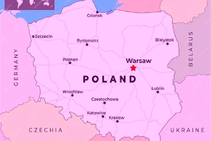 Nora, 24 — Escort in Targowek, Poland