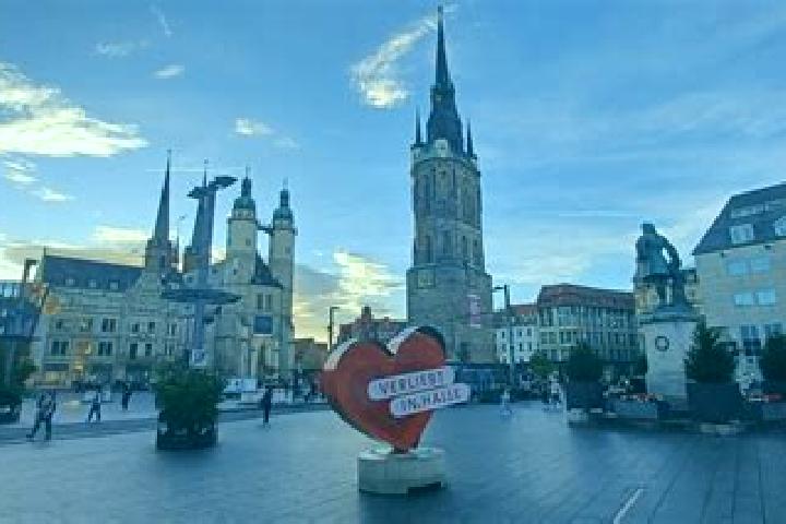 Nora, 24 — Escort in Welsleben, Germany